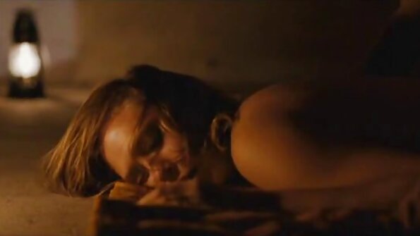 Creampie u vrućoj pički POV erotski filmovi porn plavokose slatkice Lucy Tyler